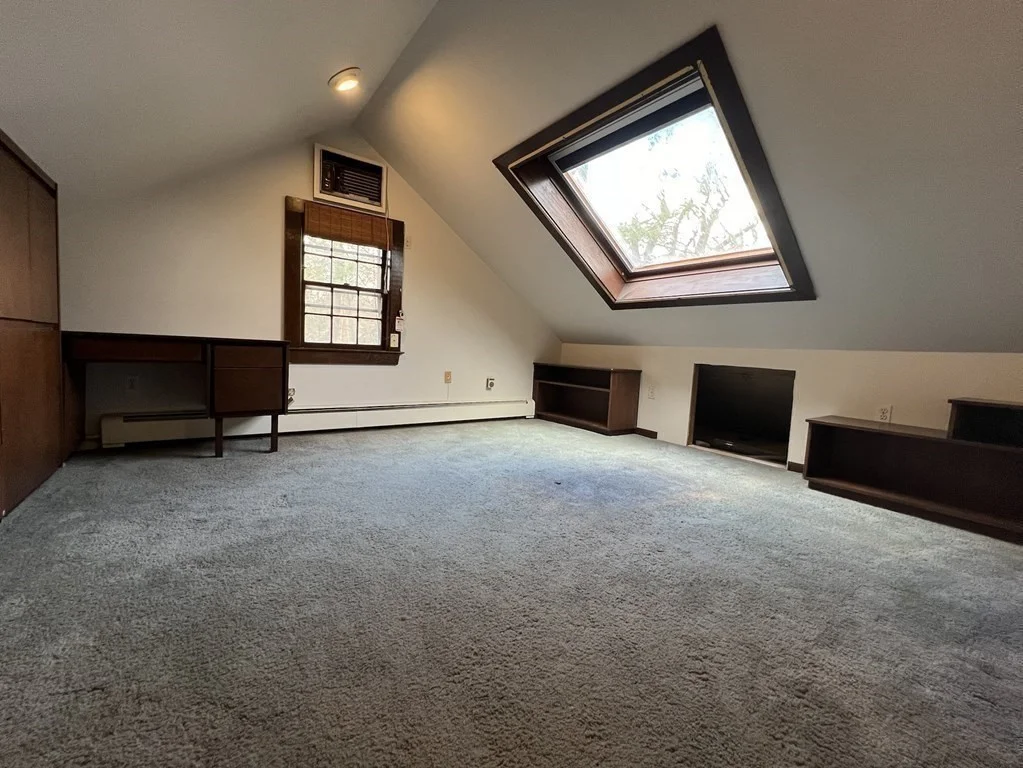 3 bed, 2 bath apartment for rent at 90 Bellingham Rd, Brookline — photo 11 of 12