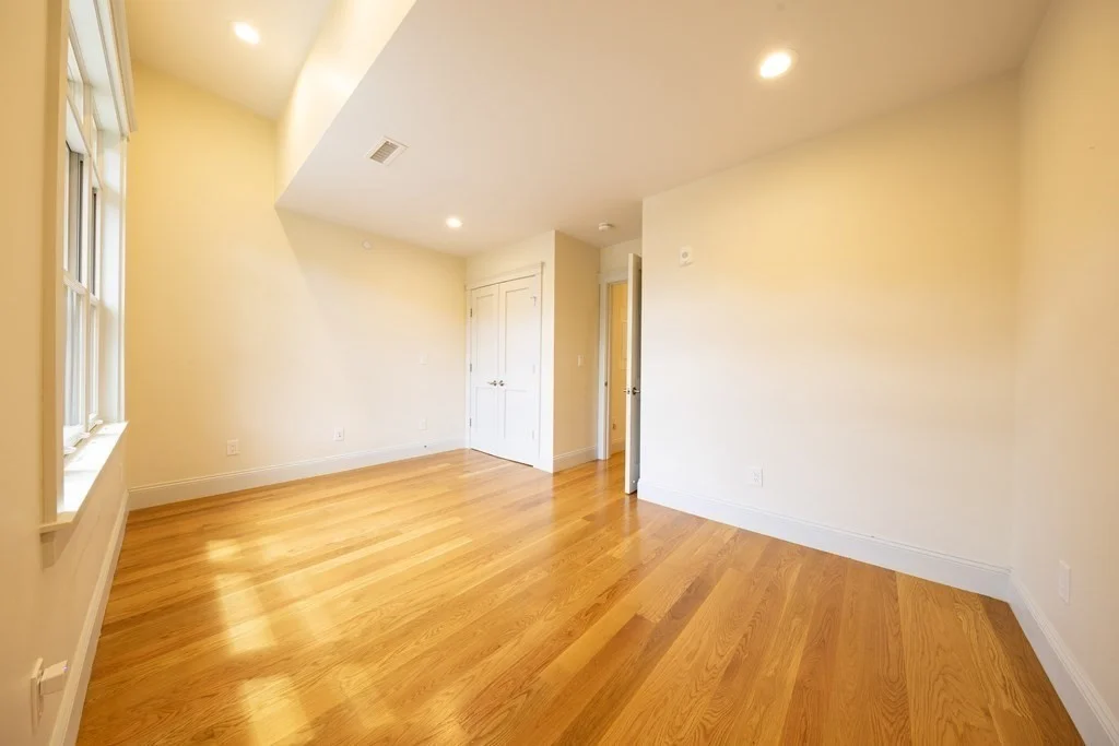 4 bed, 3 bath apartment for rent at 90 Bigelow Unit C, Brighton — photo 19 of 35