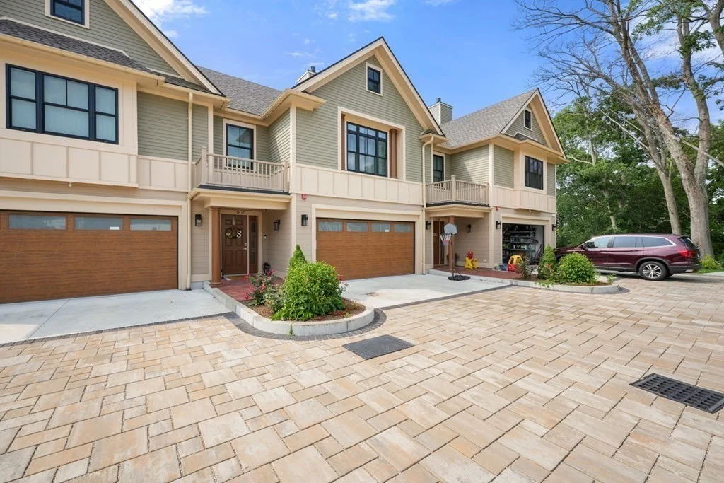 4 bed, 3 bath apartment for rent at 90 Bigelow Unit C, Brighton