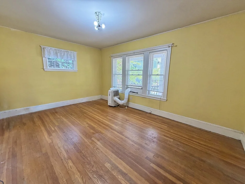 2 bed, 1 bath apartment for rent at 90 Broadway Ave Unit 1, Arlington — photo 7 of 19