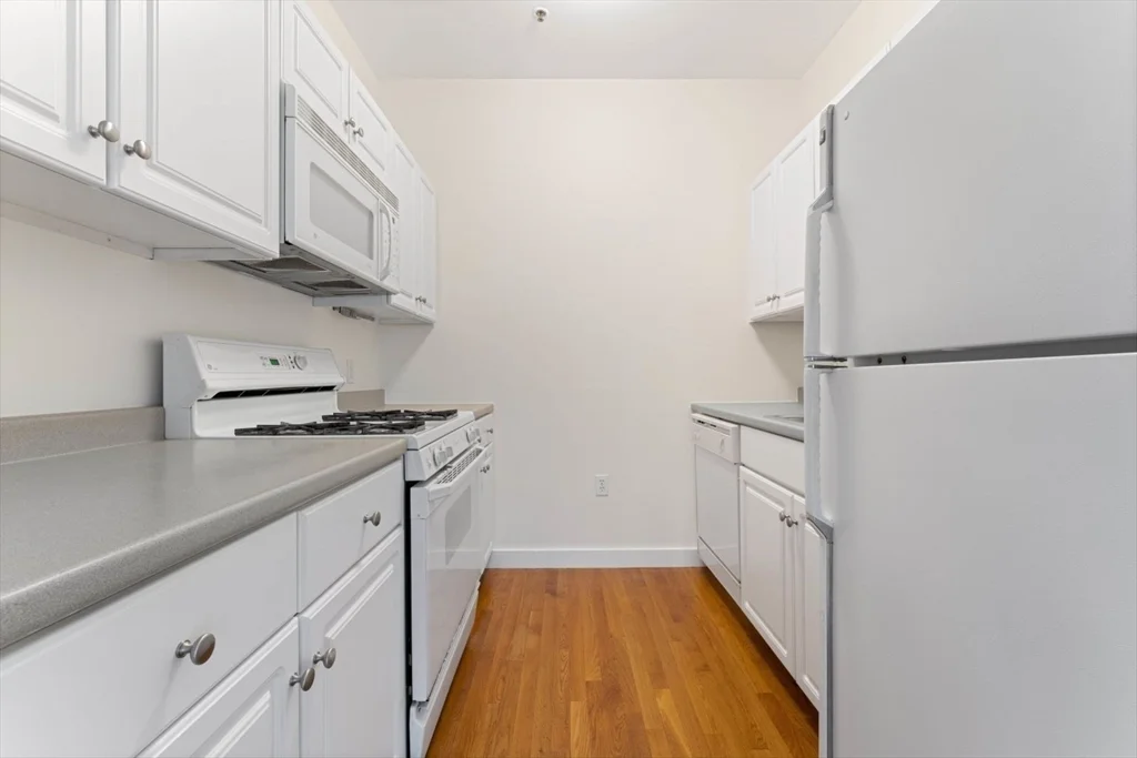 2 bed, 1 bath apartment for rent at 90 Broadway Unit 3C, Back Bay — photo 7 of 27