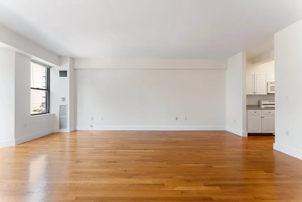 2 bed, 1 bath apartment for rent at 90 Broadway Unit 3C, Back Bay — photo 5 of 27