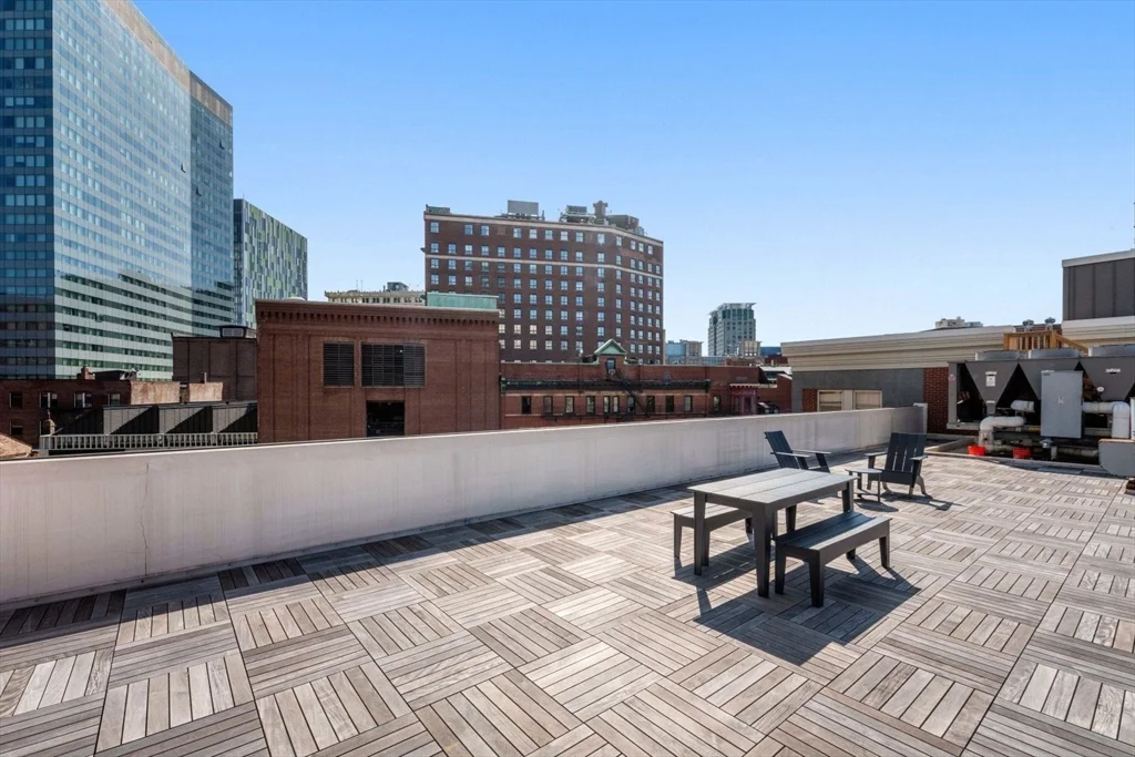 2 bed, 1 bath apartment for rent at 90 Broadway Unit 3C, Back Bay — photo 3 of 27