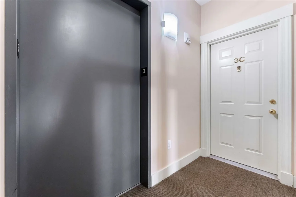2 bed, 1 bath apartment for rent at 90 Broadway Unit 3C, Back Bay — photo 4 of 27