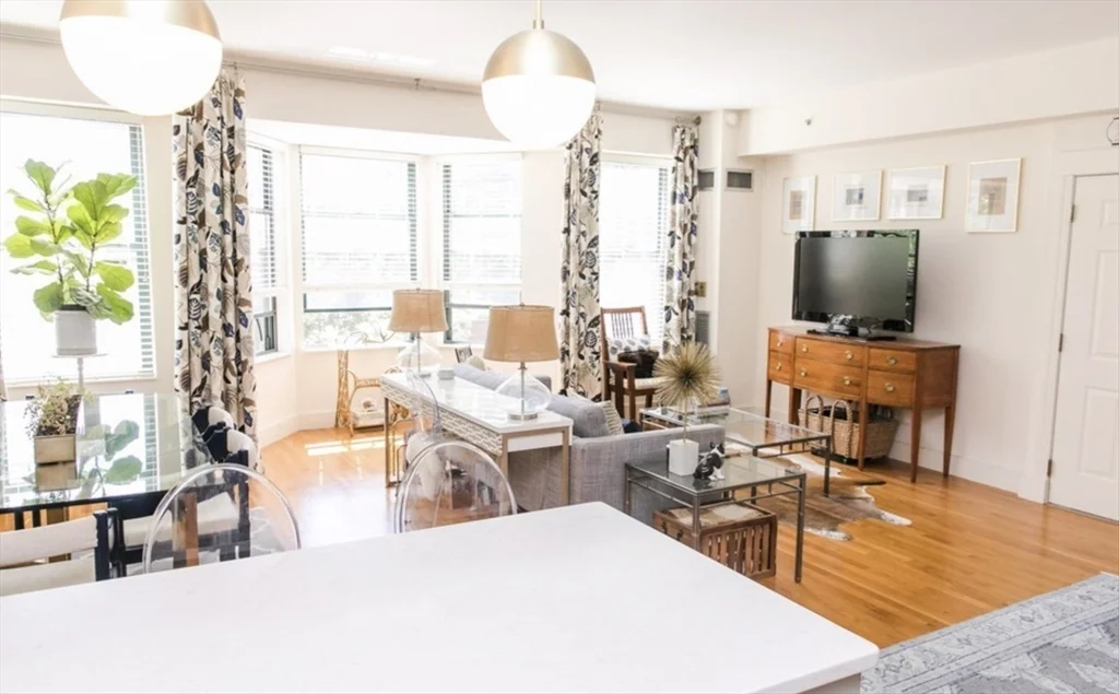 2 bed, 1 bath apartment for rent at 90 Broadway Unit 3D, Back Bay — photo 7 of 14