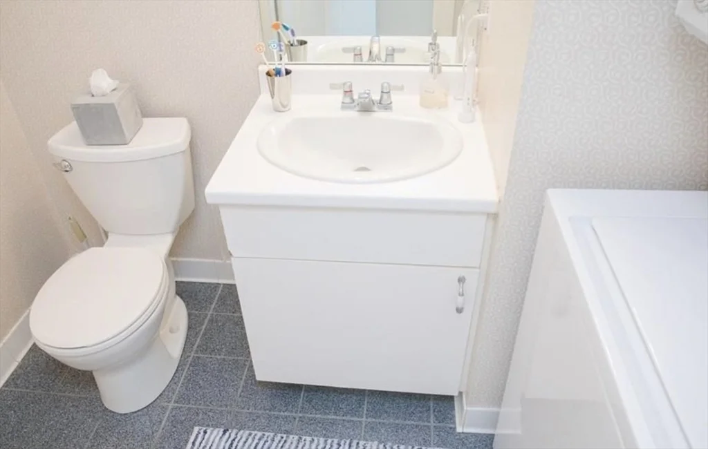 2 bed, 1 bath apartment for rent at 90 Broadway Unit 3D, Back Bay — photo 13 of 14