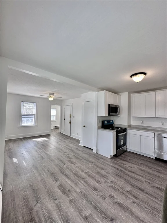 1 bed, 1 bath apartment for rent at 90 Brook Rd Unit 1R, Quincy — photo 1 of 5