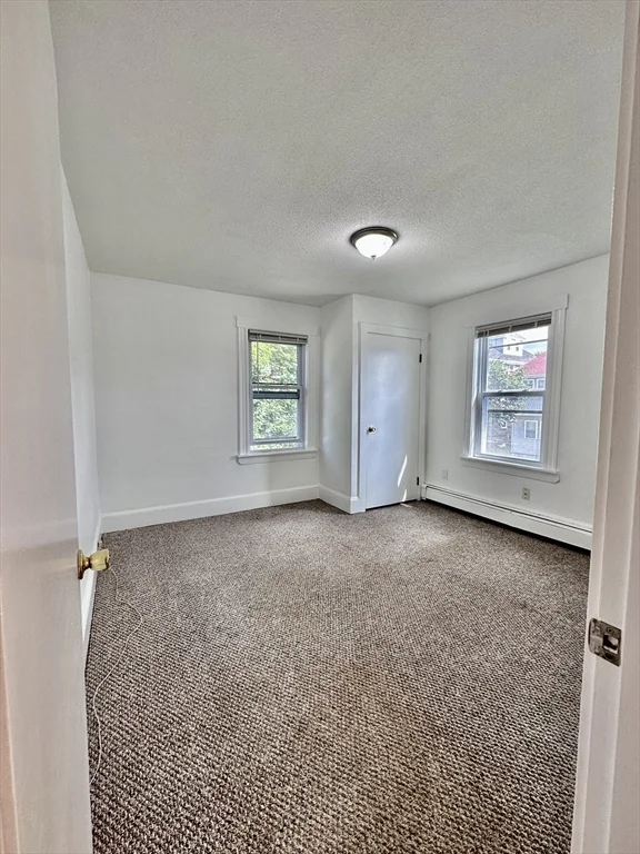 1 bed, 1 bath apartment for rent at 90 Brook Rd Unit 2R, Quincy — photo 5 of 7