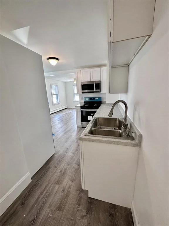 1 bed, 1 bath apartment for rent at 90 Brook Rd Unit 2R, Quincy — photo 6 of 7