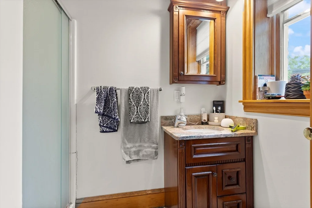 3 bed, 2 bath apartment for rent at 90 Browne St Unit 3, Coolidge Corner — photo 10 of 18