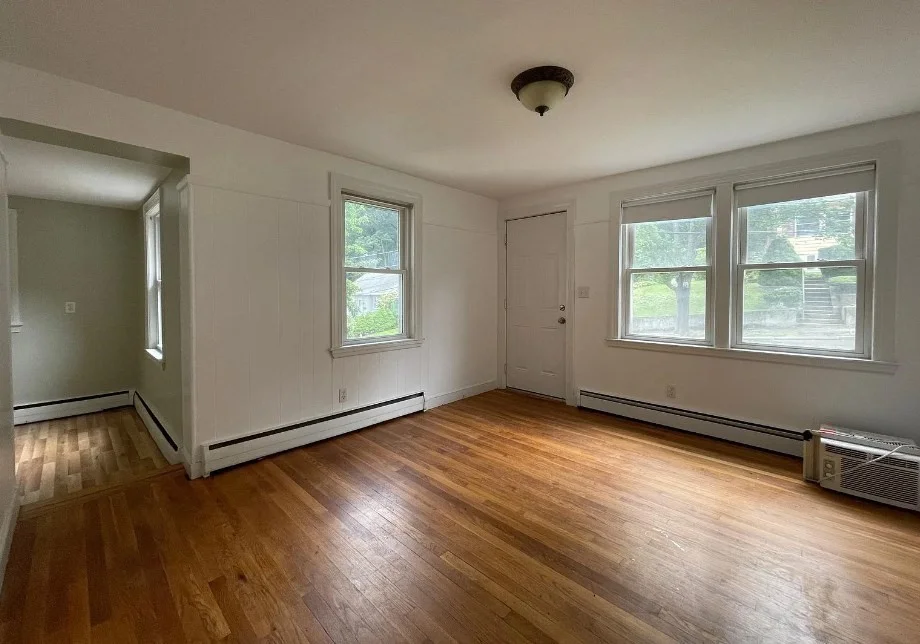 5 bed, 3 bath apartment for rent at 90 Cabot St, Cedarwood — photo 3 of 11