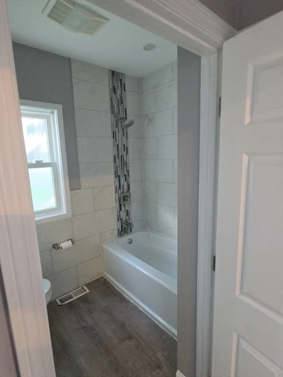 2 bed, 1 bath apartment for rent at 90 Camo Unit 1, Fenway — photo 5 of 10