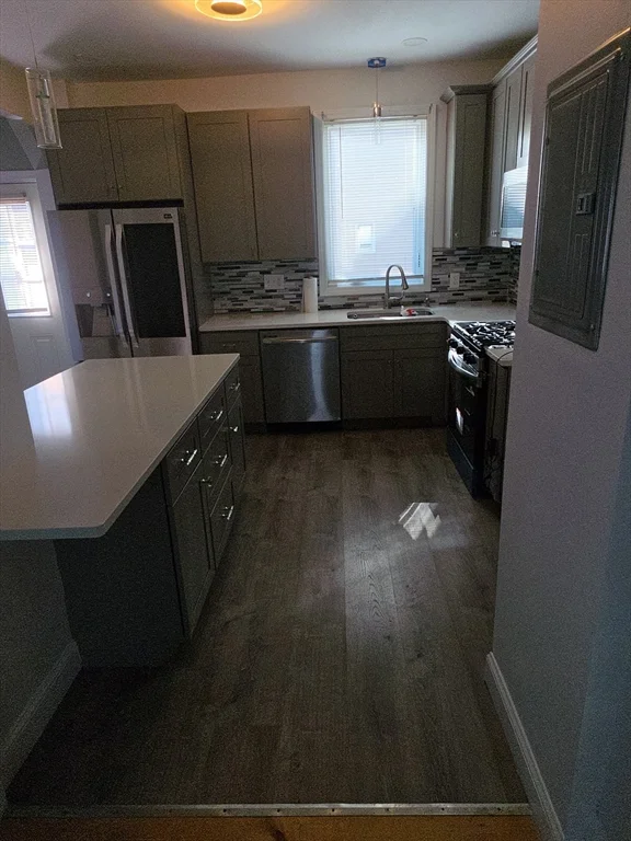 2 bed, 1 bath apartment for rent at 90 Camo Unit 1, Fenway
