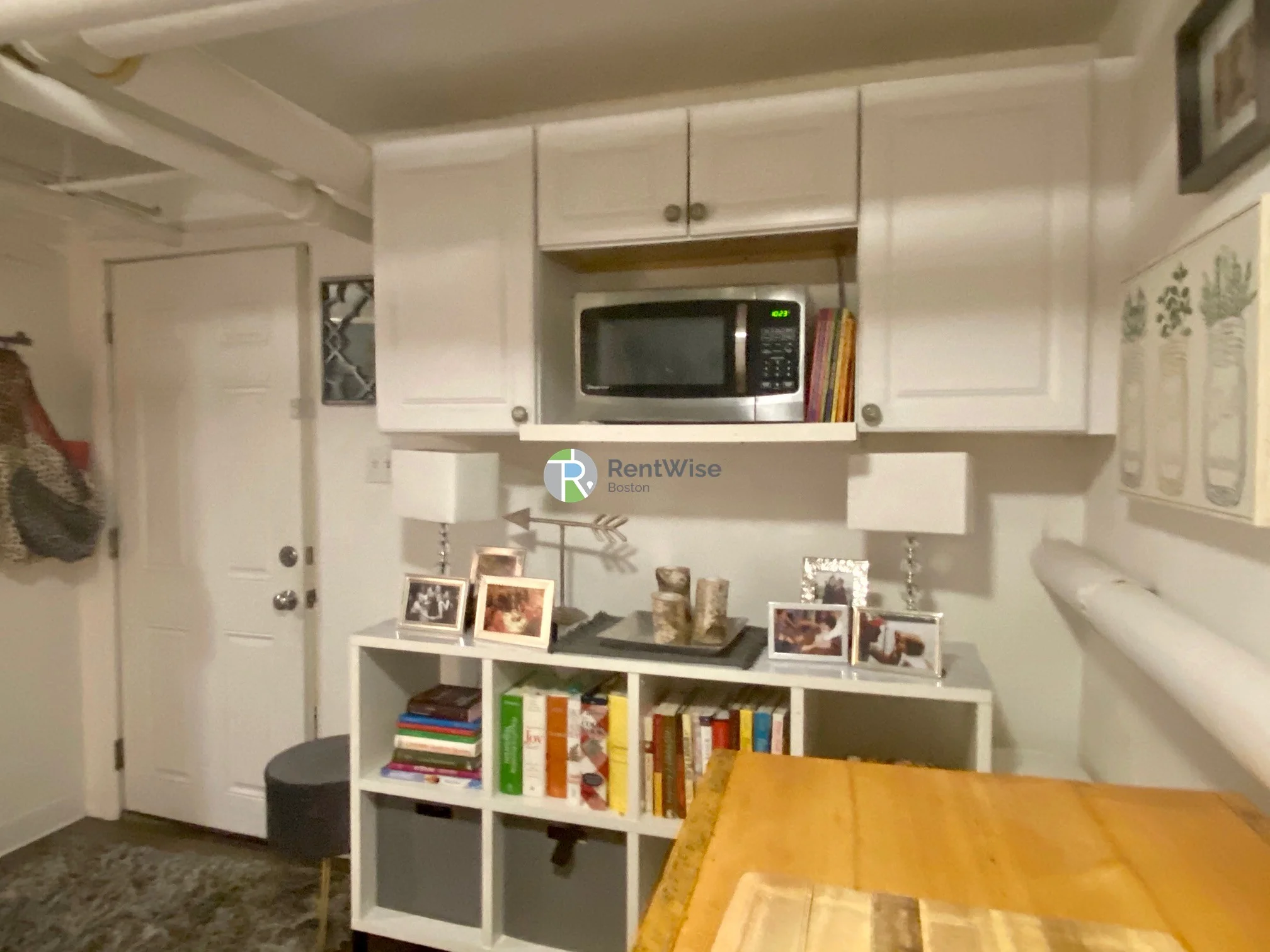 Studio bed, 1 bath apartment for rent at 90 Charles St Unit 1-1, Beacon Hill — photo 11 of 13