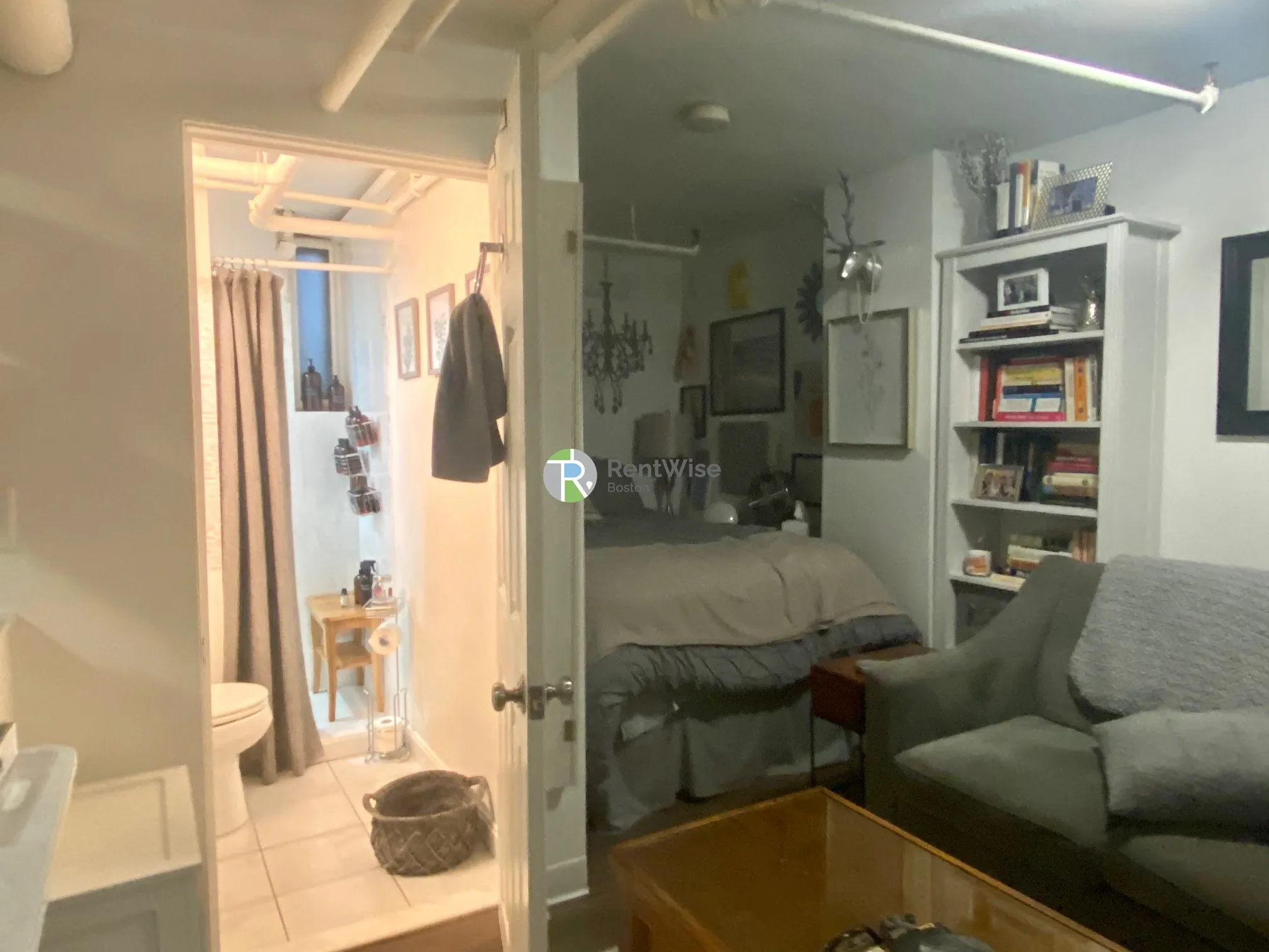 Studio bed, 1 bath apartment for rent at 90 Charles St Unit 1, Beacon Hill — photo 5 of 13