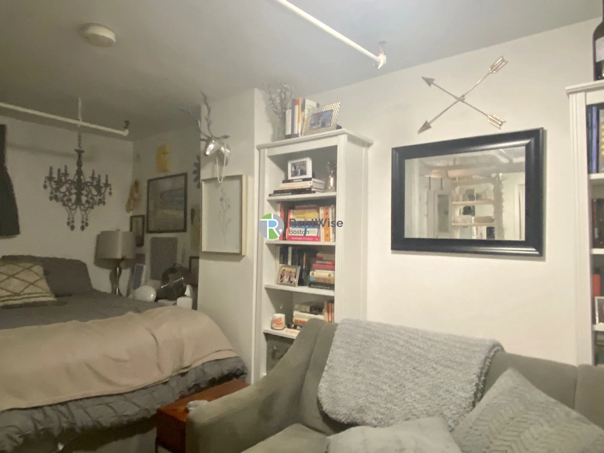 Studio bed, 1 bath apartment for rent at 90 Charles St Unit 1, Beacon Hill — photo 3 of 13