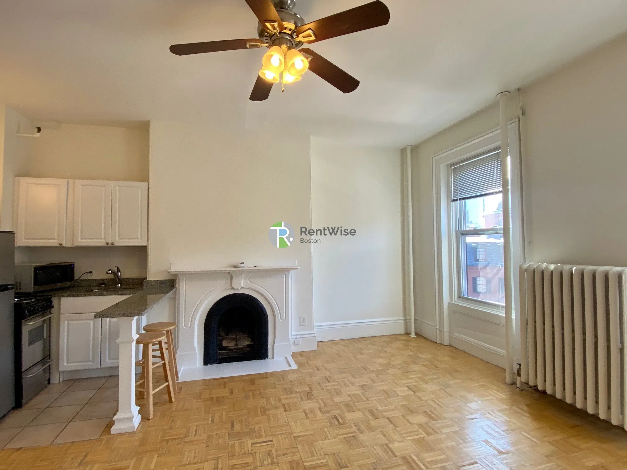 Studio bed, 1 bath apartment for rent at 90 Charles St Unit 32-1, Beacon Hill — photo 14 of 16