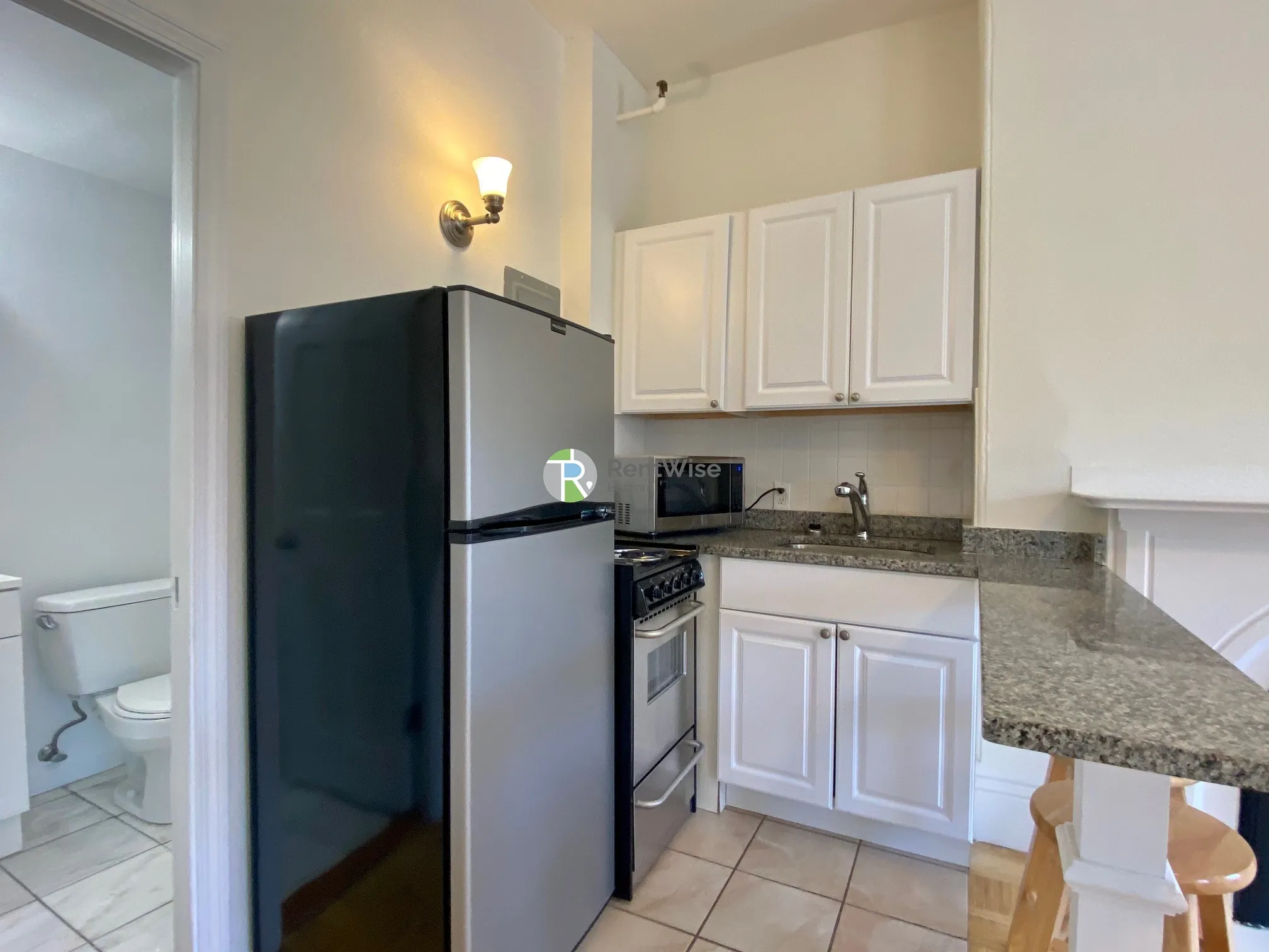Studio bed, 1 bath apartment for rent at 90 Charles St Unit 32-1, Beacon Hill — photo 7 of 16