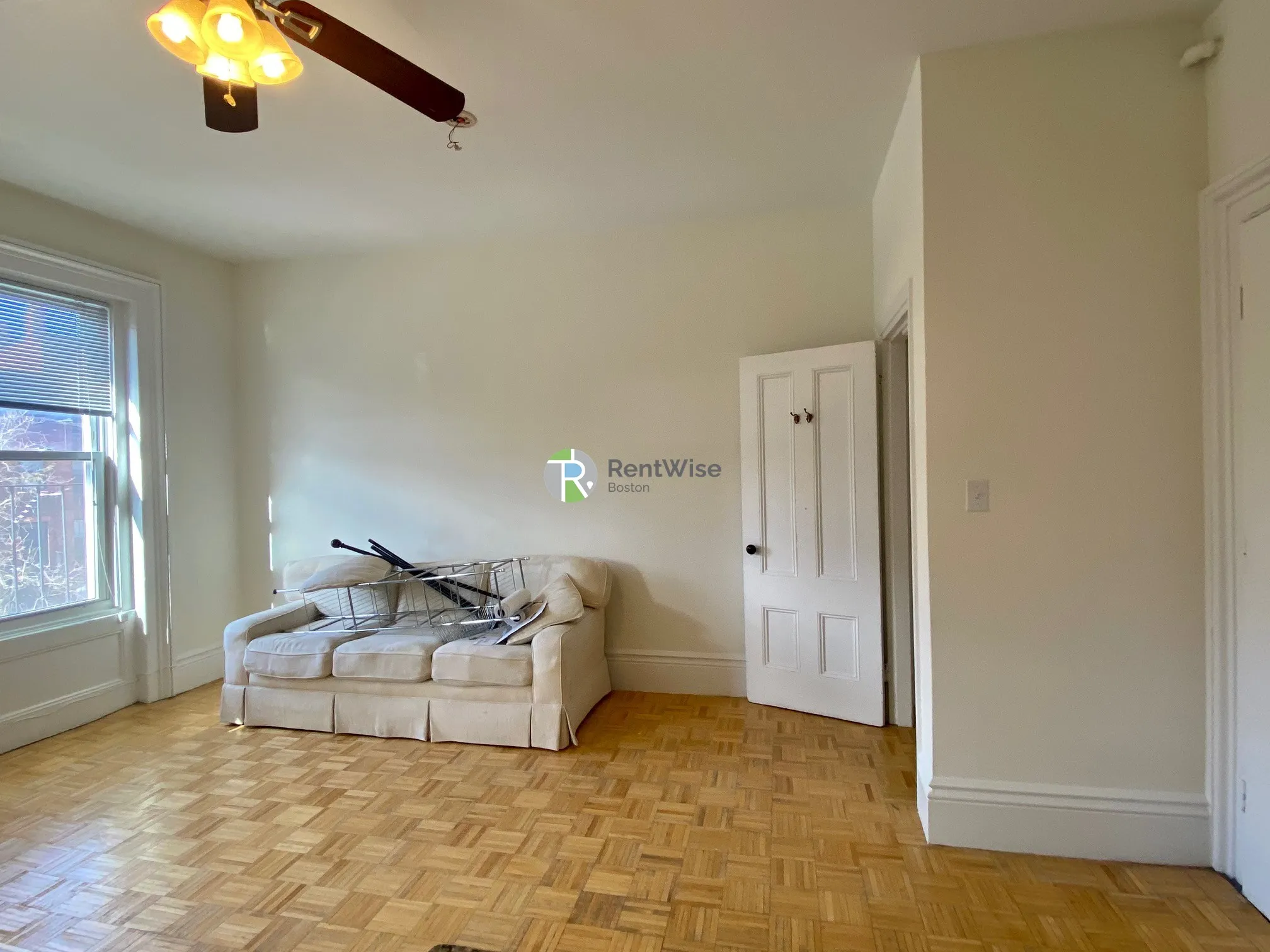 Studio bed, 1 bath apartment for rent at 90 Charles St Unit 32-1, Beacon Hill — photo 11 of 16