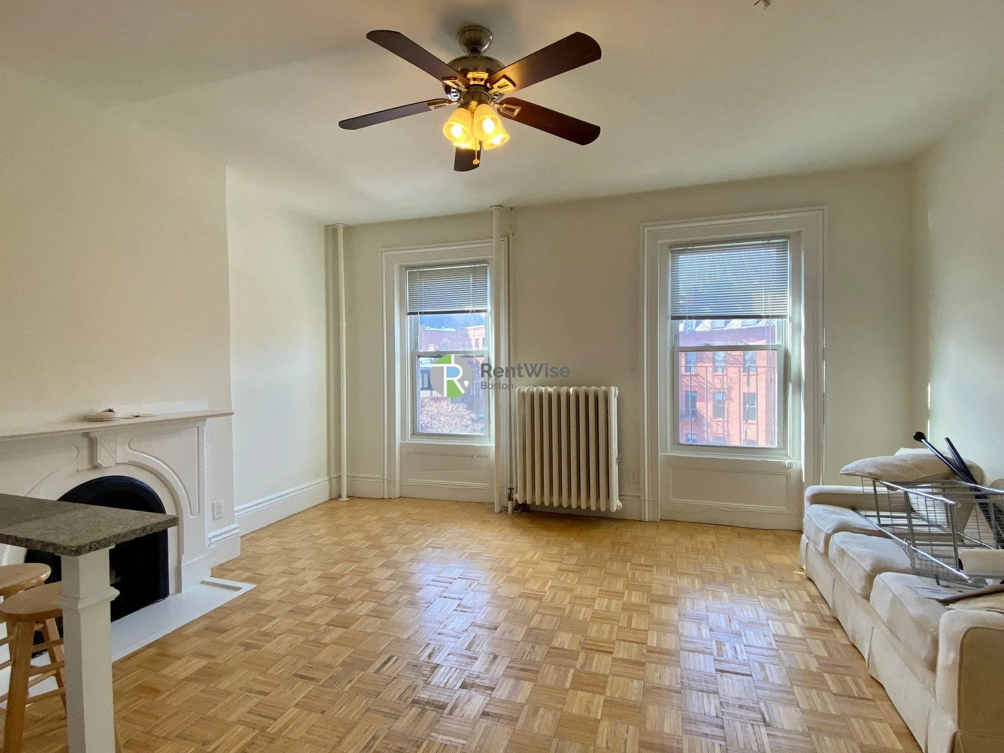Studio bed, 1 bath apartment for rent at 90 Charles St Unit 32, Beacon Hill — photo 2 of 16