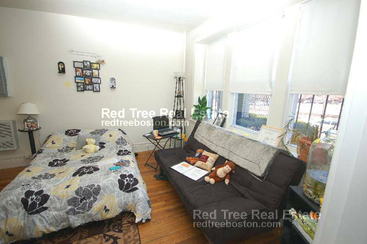 Studio bed, 1 bath apartment for rent at 90 Chiswick Rd, Brighton — photo 1 of 5