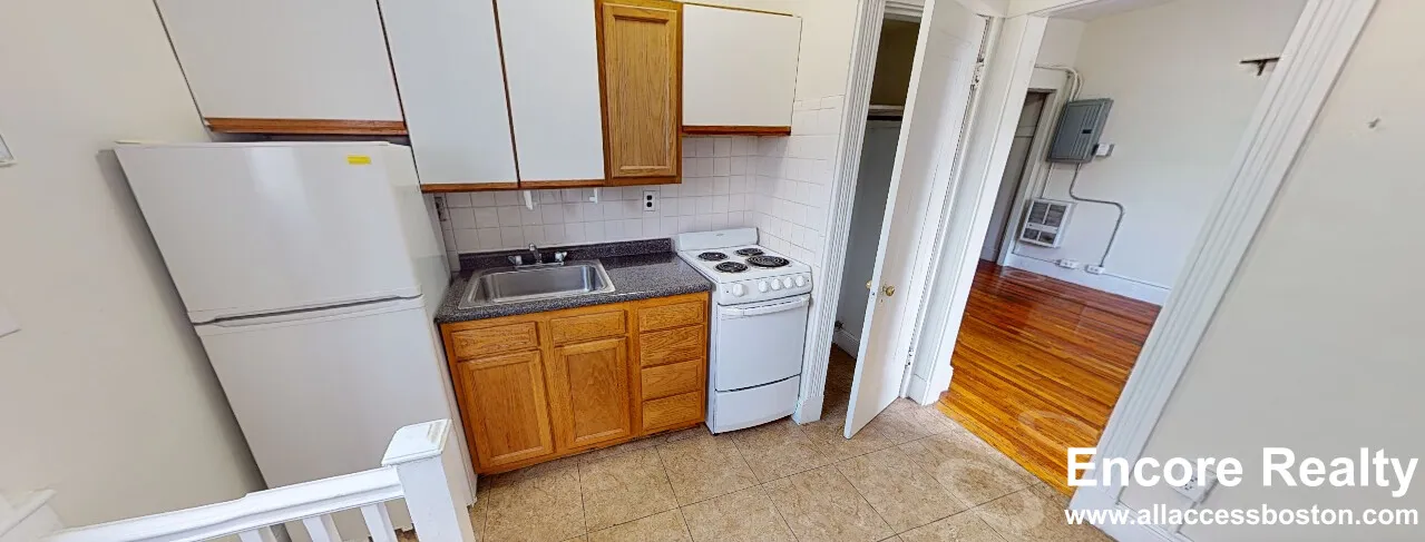 Studio bed, 1 bath apartment for rent at 90 Chiswick Rd Unit 1, Brighton