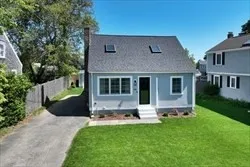2 bed, 1 bath apartment for rent at 90 Colonial Rd Unit 90, Marshfield