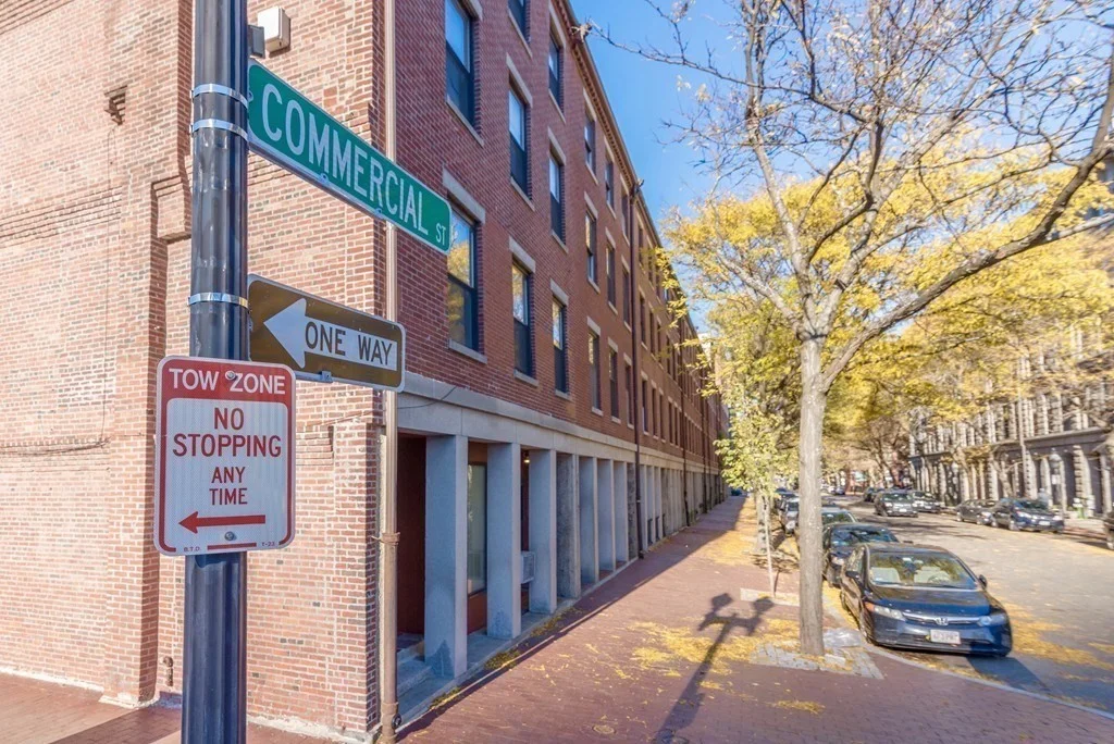 1 bed, 1 bath apartment for rent at 90 Commercial St Unit 1A, North End — photo 11 of 13