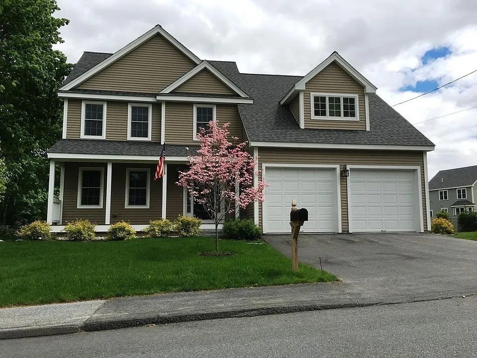 4 bed, 2 bath apartment for rent at 90 Cook Ln, Marlborough — photo 2 of 40
