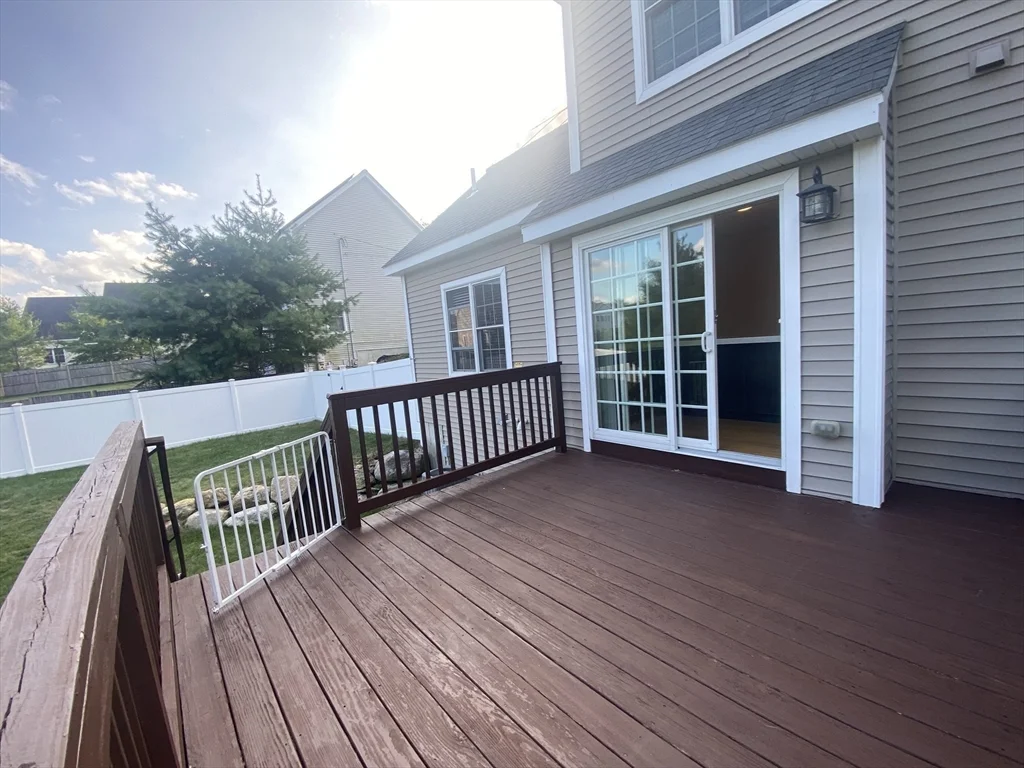 4 bed, 2 bath apartment for rent at 90 Cook Ln, Marlborough — photo 33 of 40