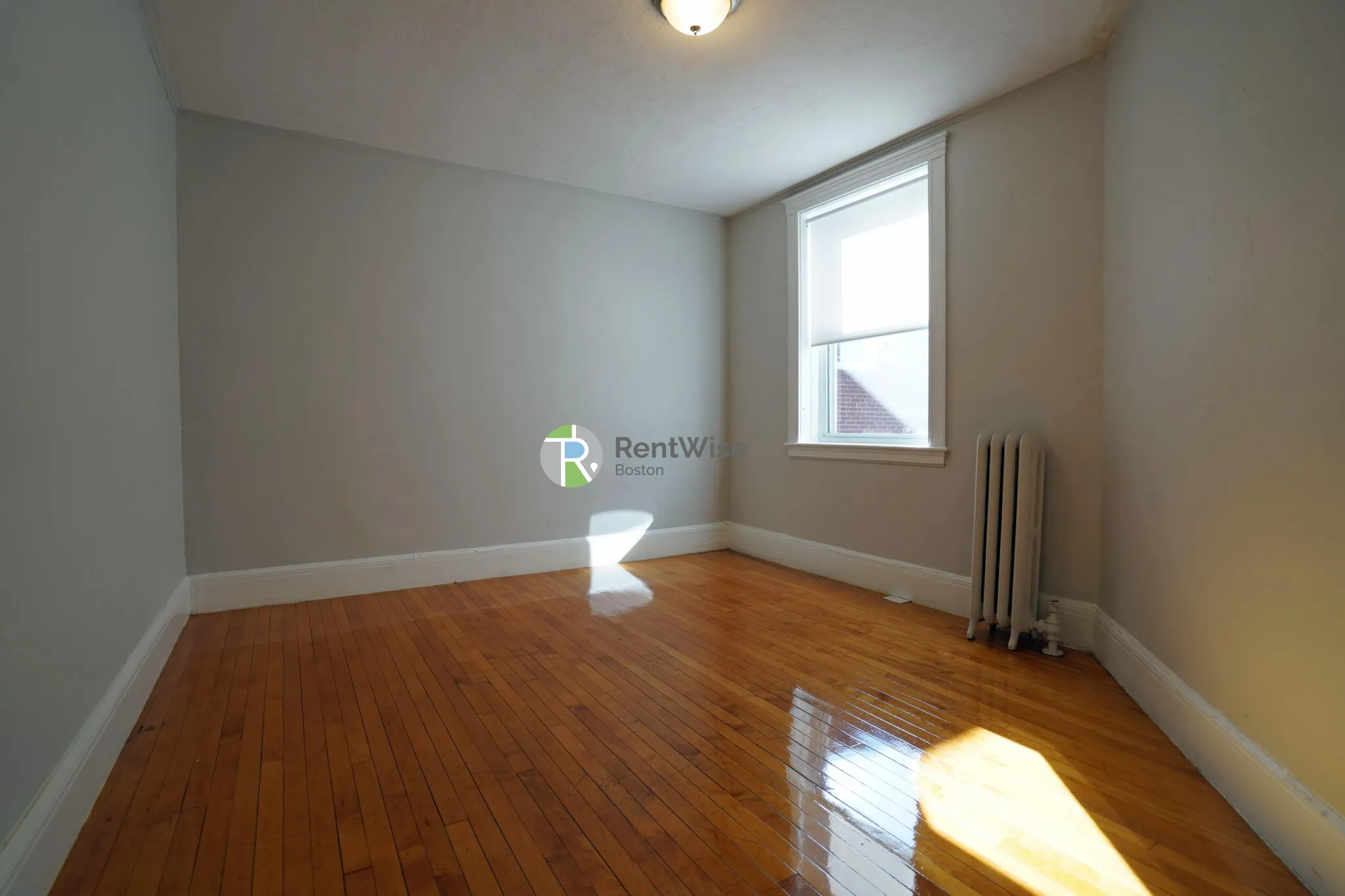 4 bed, 1 bath apartment for rent at 90 Cypress St Unit 3, Emerson Gardens — photo 16 of 23