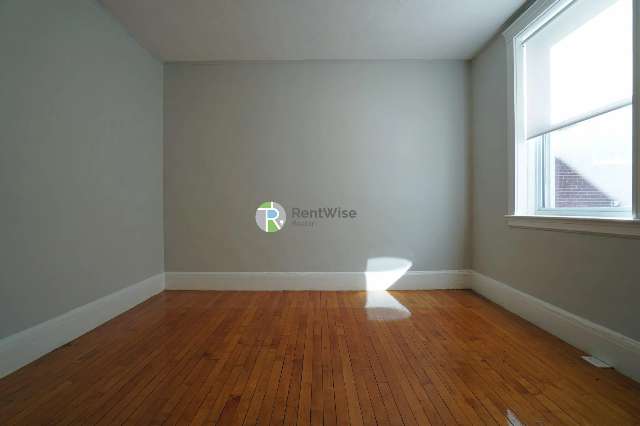 4 bed, 1 bath apartment for rent at 90 Cypress St Unit 3, Emerson Gardens — photo 17 of 23