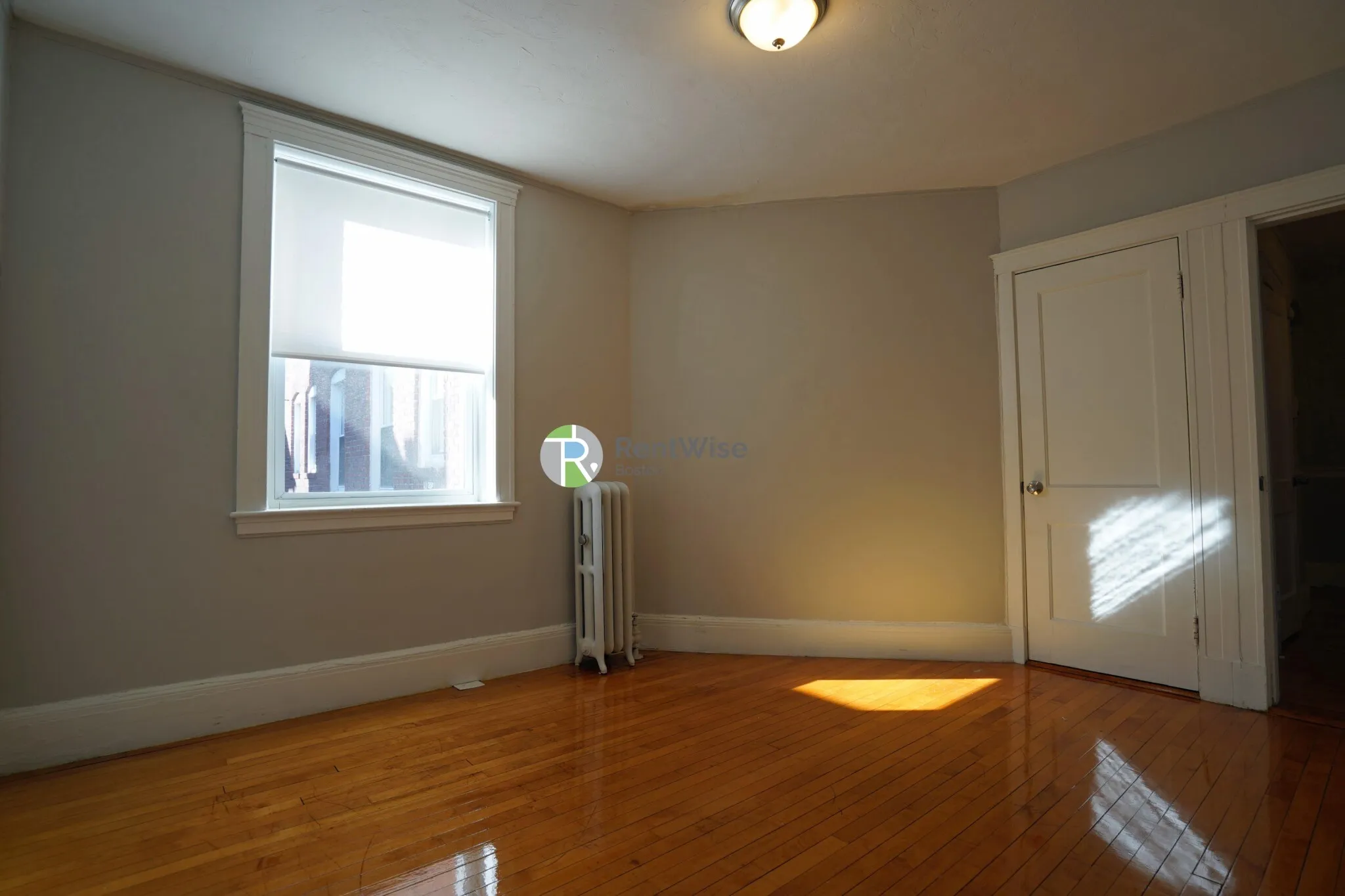 4 bed, 1 bath apartment for rent at 90 Cypress St Unit 3, Emerson Gardens — photo 15 of 23