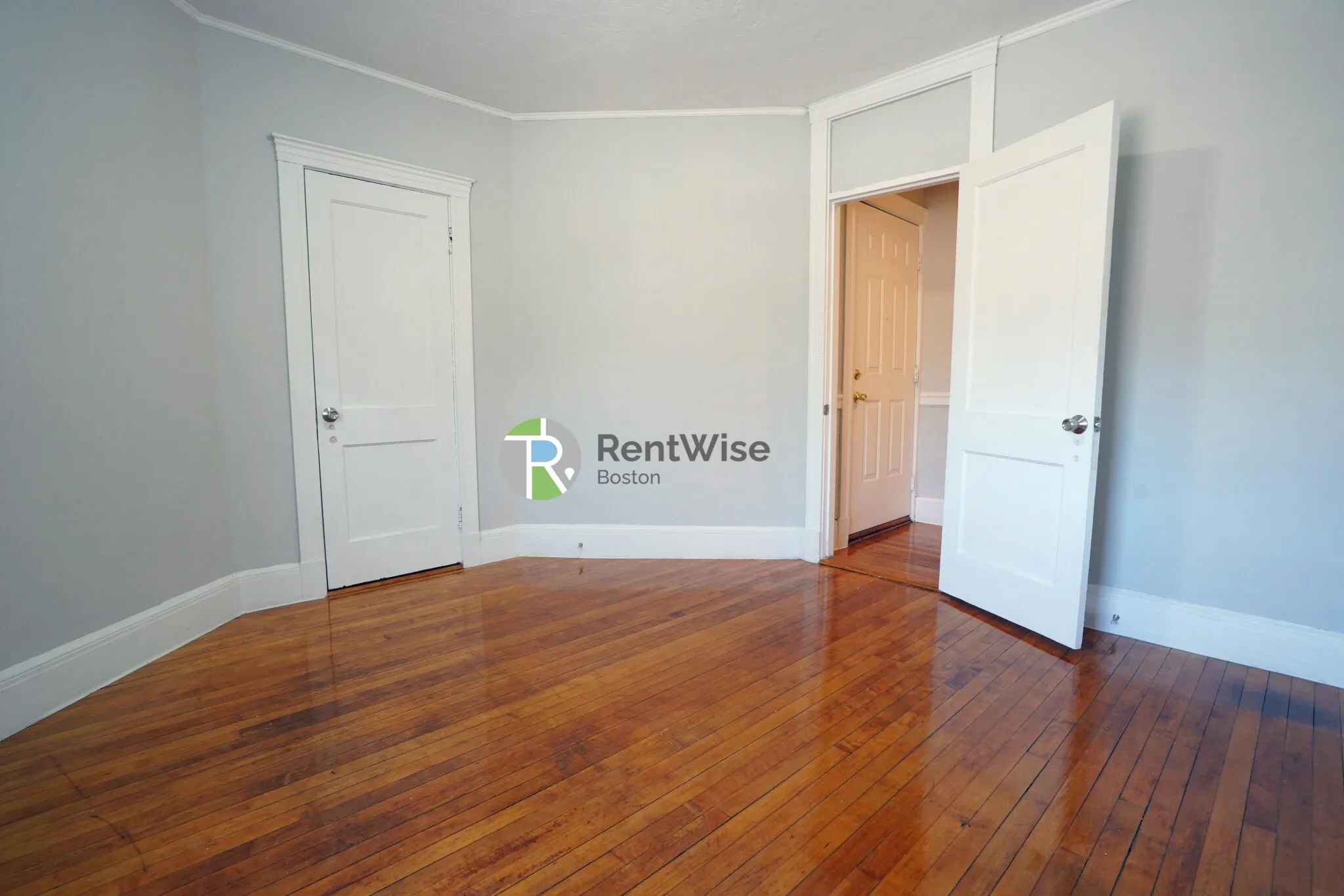 4 bed, 2 bath apartment for rent at 90 Cypress St Unit 4, Emerson Gardens — photo 9 of 27