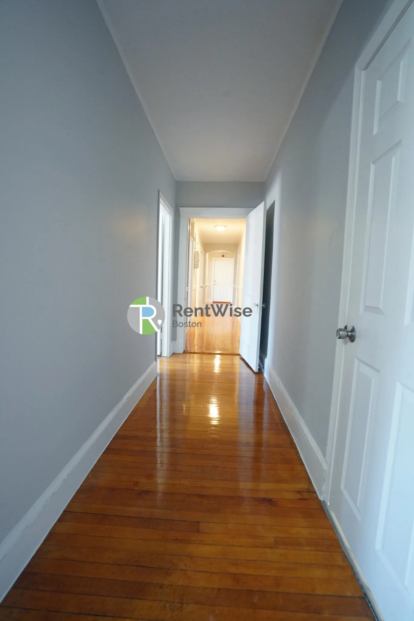 4 bed, 2 bath apartment for rent at 90 Cypress St Unit 4, Emerson Gardens — photo 12 of 27