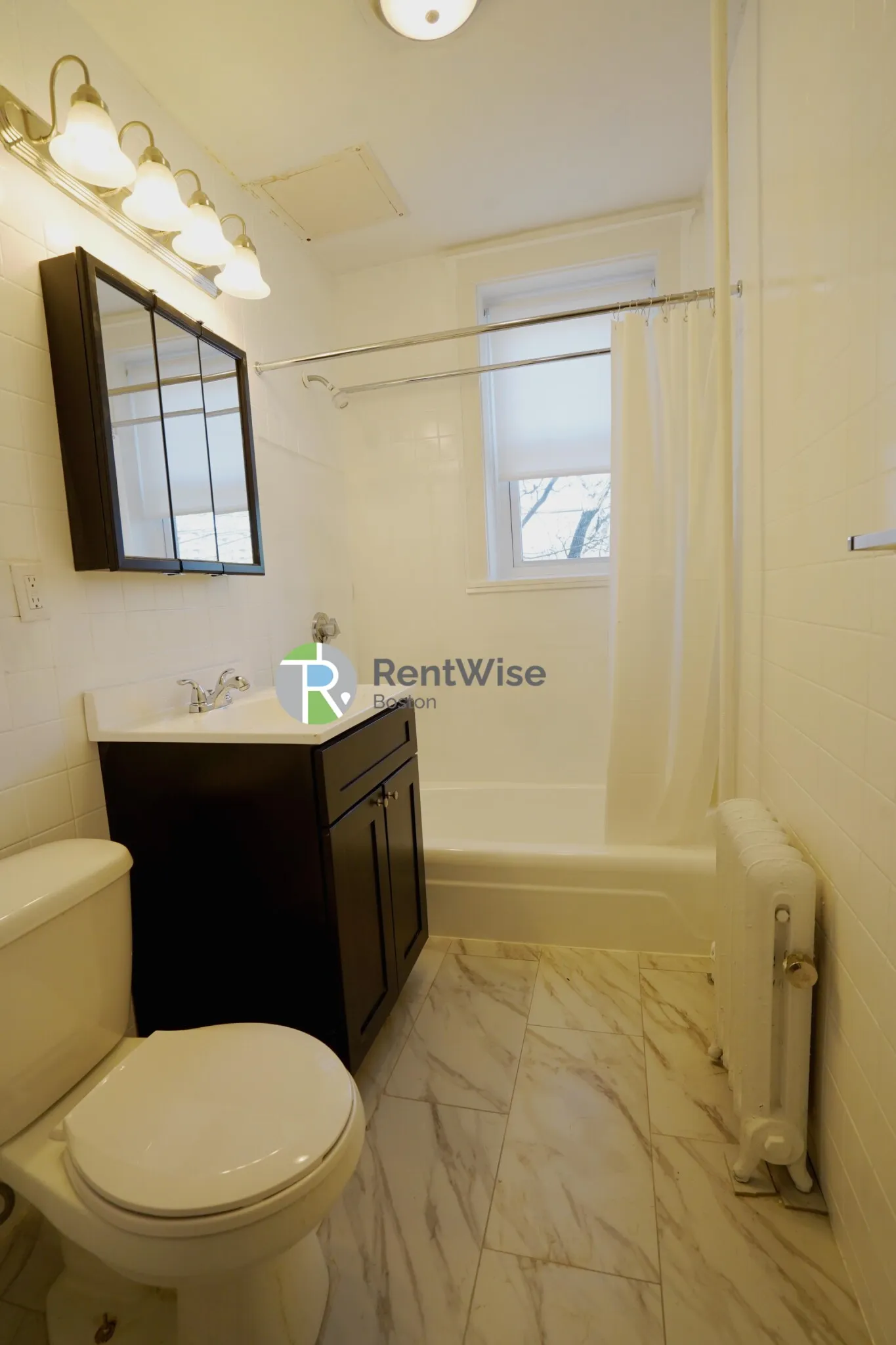 4 bed, 2 bath apartment for rent at 90 Cypress St Unit 4, Emerson Gardens — photo 18 of 27