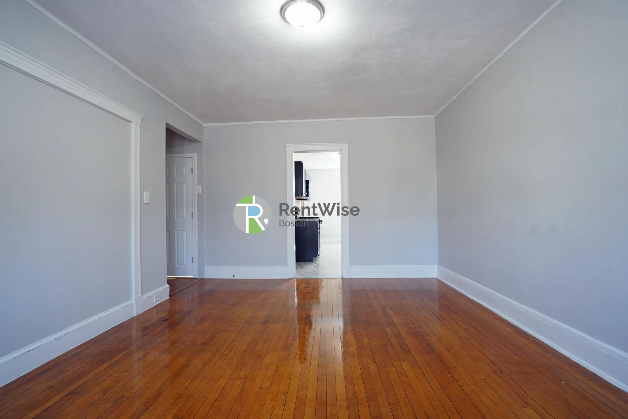 4 bed, 2 bath apartment for rent at 90 Cypress St Unit 4, Emerson Gardens — photo 4 of 27