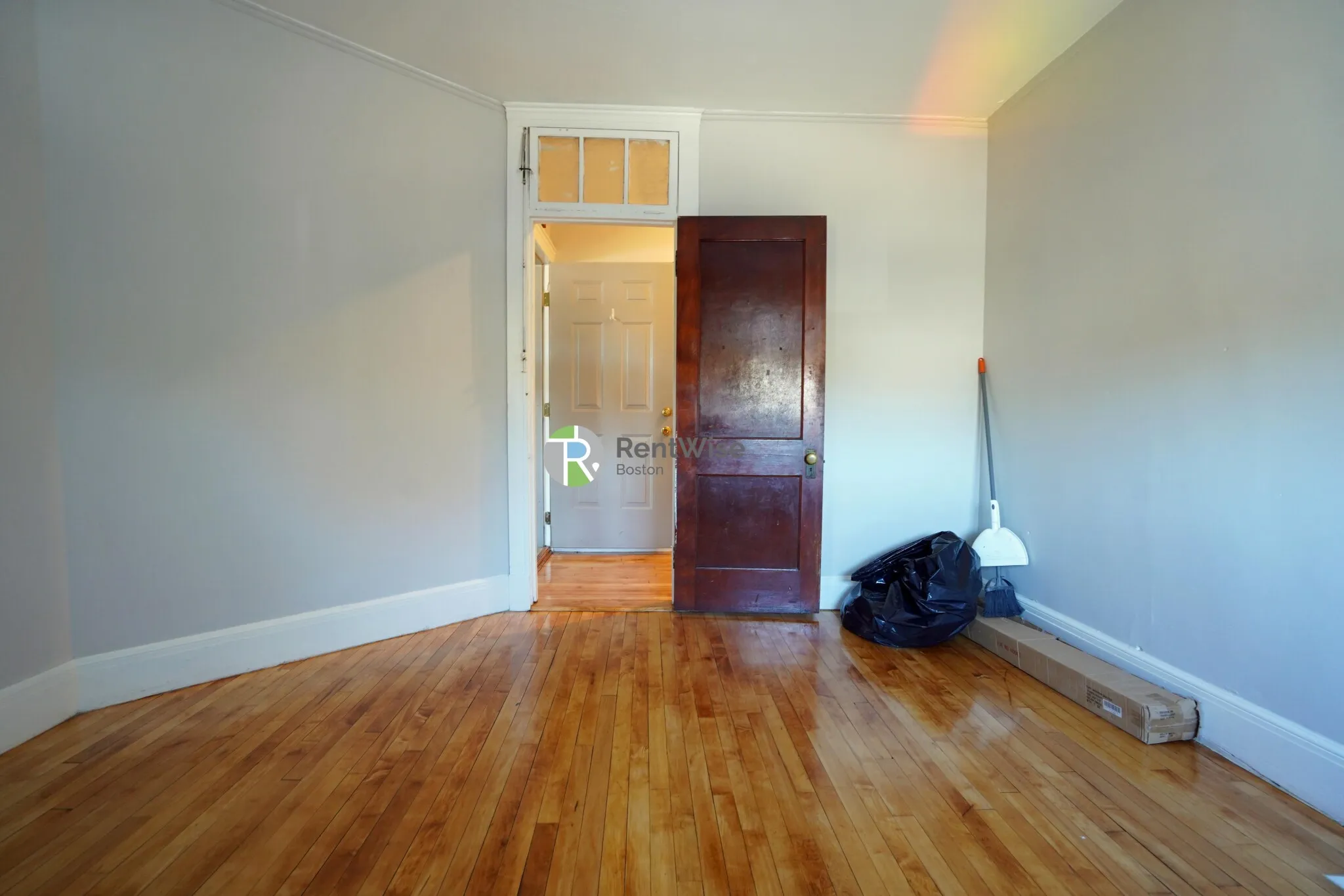 4 bed, 1 bath apartment for rent at 90 Cypress St Unit 6-1, Emerson Gardens — photo 7 of 22