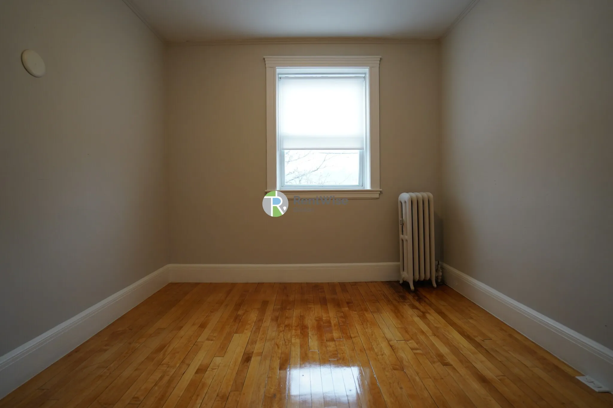 4 bed, 2 bath apartment for rent at 90 Cypress St Unit 6, Emerson Gardens — photo 13 of 18