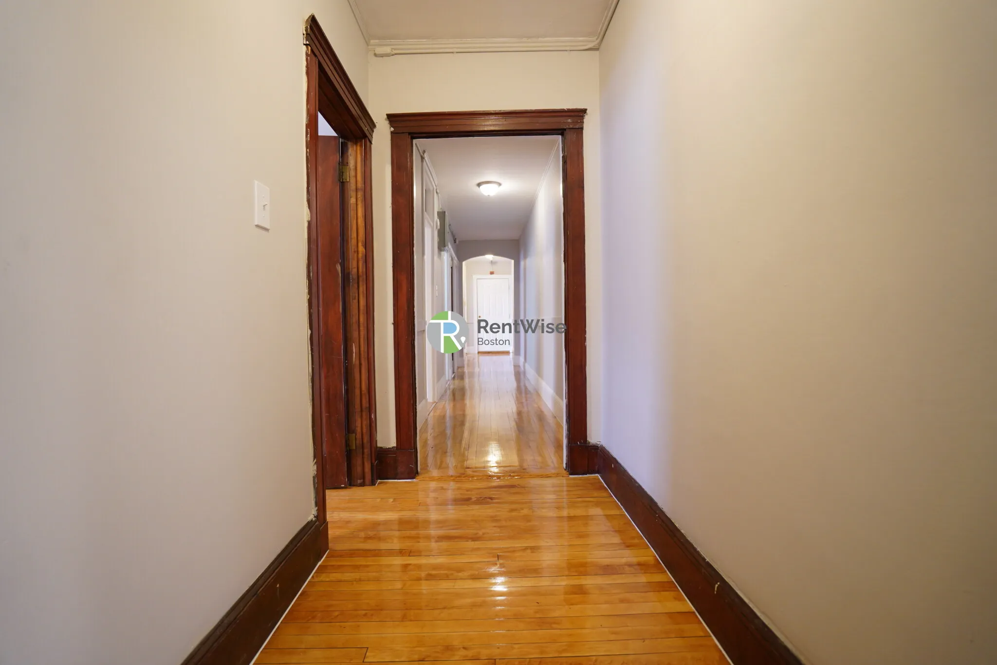 4 bed, 2 bath apartment for rent at 90 Cypress St Unit 6, Emerson Gardens — photo 5 of 18
