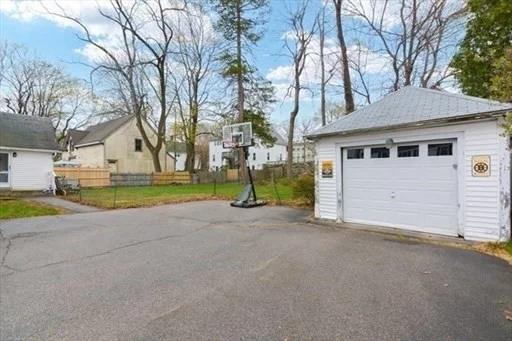 2 bed, 1 bath apartment for rent at 90 Dean Ave Unit 2, Franklin — photo 10 of 11