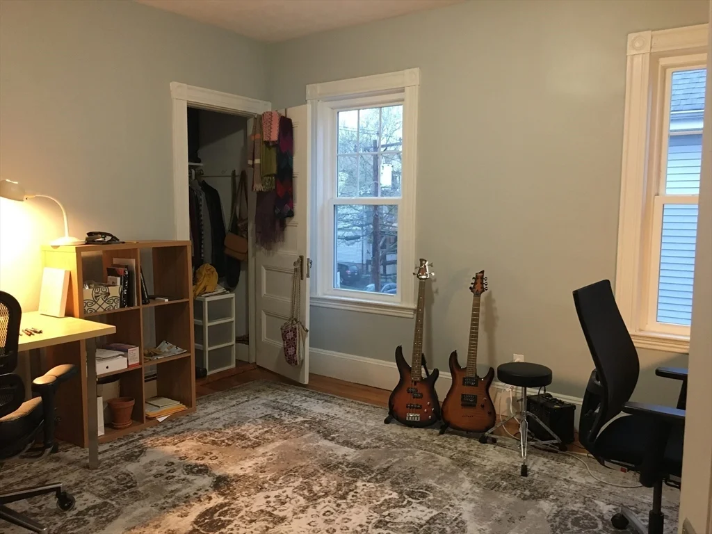 2 bed, 1 bath apartment for rent at 90 Dexter Ave Unit 2, Watertown — photo 6 of 12