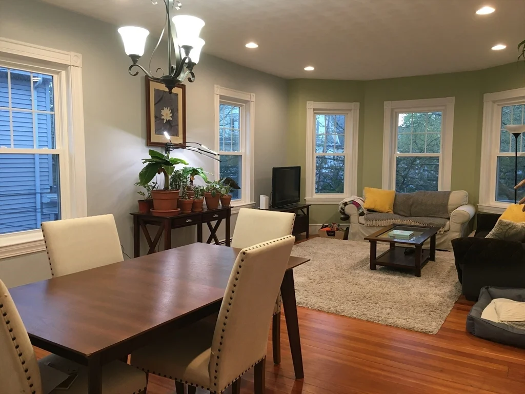 2 bed, 1 bath apartment for rent at 90 Dexter Ave Unit 2, Watertown — photo 2 of 12