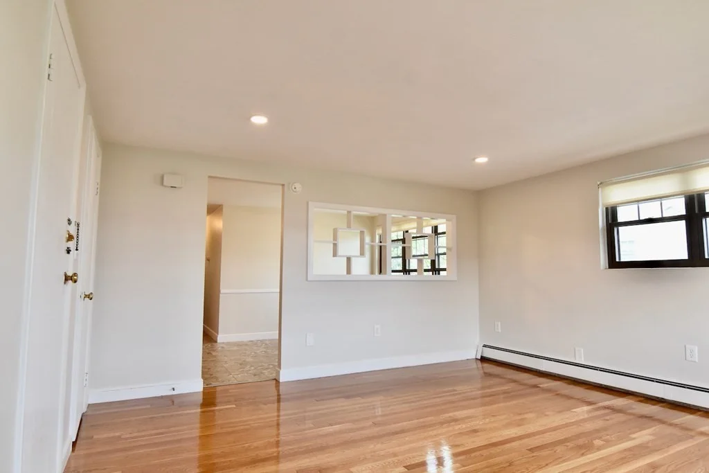 1 bed, 1 bath apartment for rent at 90 E Squantum Unit 4A, North Quincy — photo 5 of 18