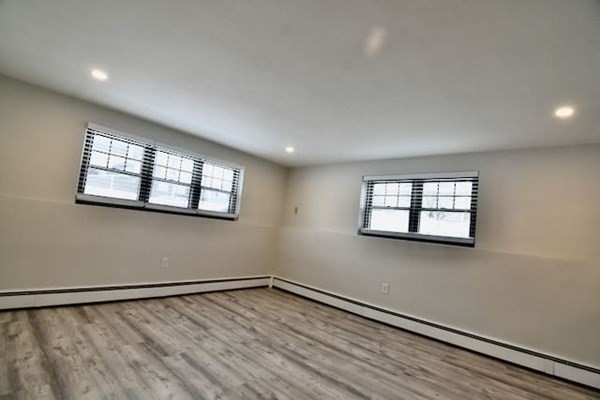 1 bed, 1 bath apartment for rent at 90 E Squantum Unit 5, North Quincy — photo 9 of 17