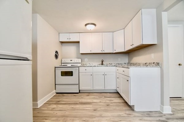 1 bed, 1 bath apartment for rent at 90 E Squantum Unit 5, North Quincy — photo 7 of 17