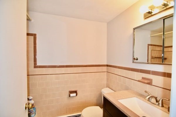 1 bed, 1 bath apartment for rent at 90 E Squantum Unit 5, North Quincy — photo 15 of 17
