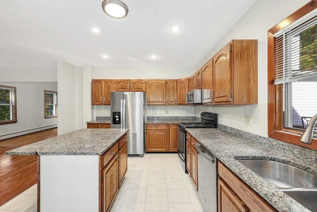 2 bed, 2 bath apartment for rent at 90 East Main Unit 1, Northborough — photo 13 of 27