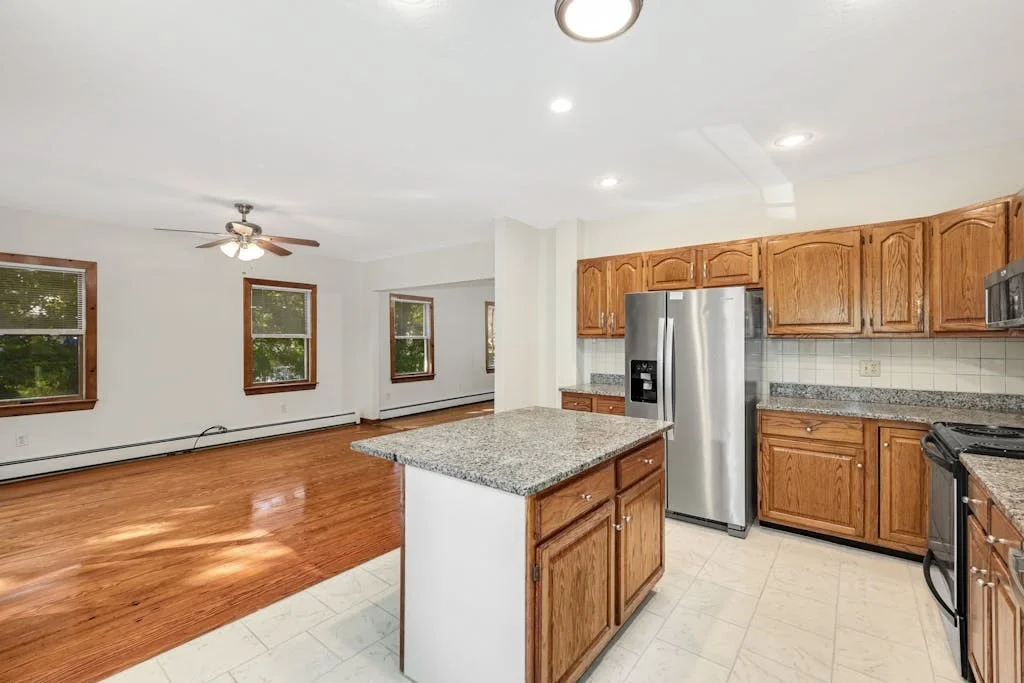 2 bed, 2 bath apartment for rent at 90 East Main Unit 1, Northborough — photo 11 of 27