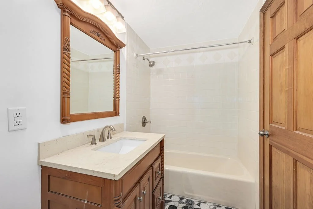 2 bed, 2 bath apartment for rent at 90 East Main Unit 1, Northborough — photo 17 of 27